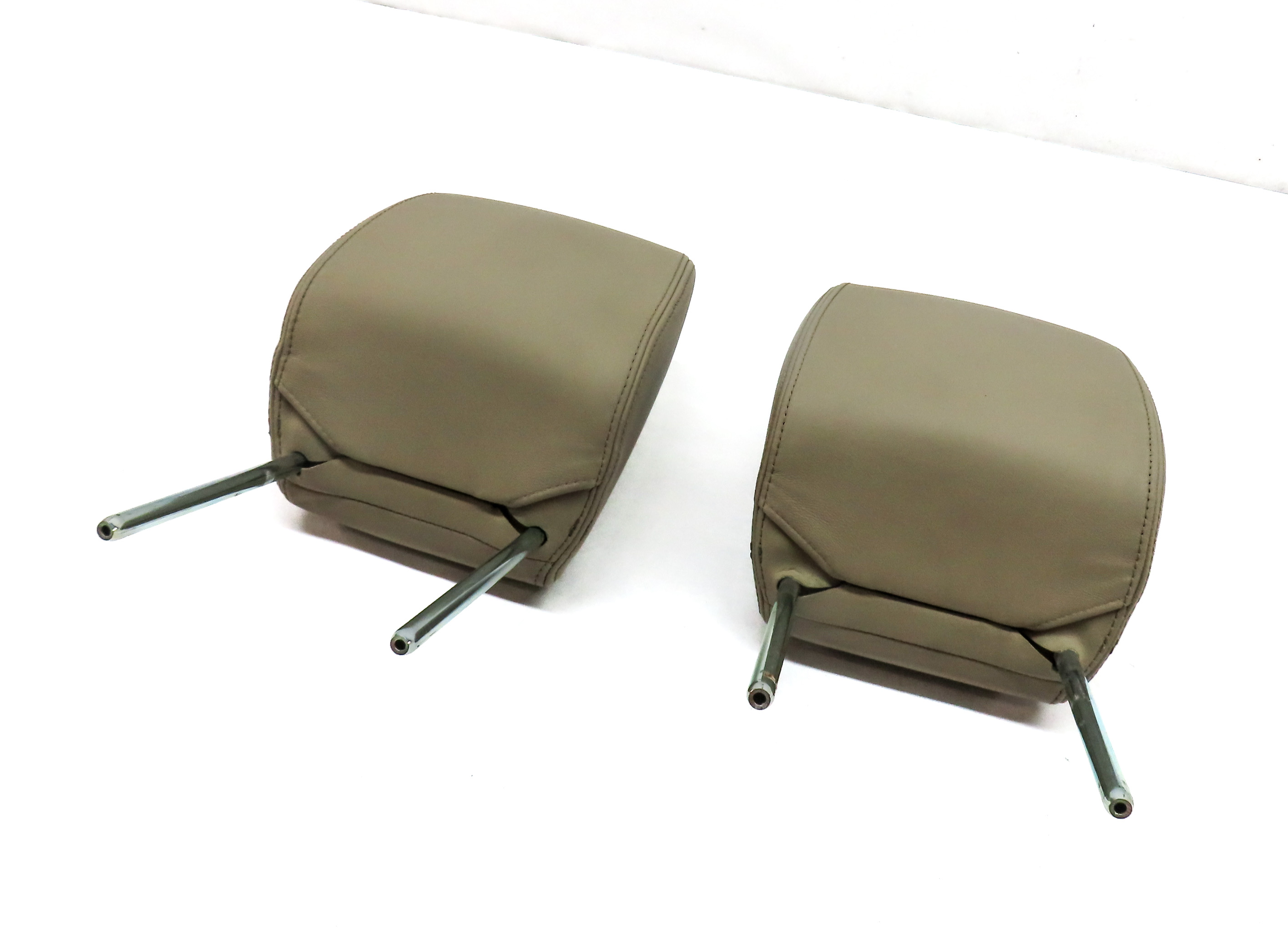 2010-2016 LAND ROVER LR4 FRONT LEFT & RIGHT SEAT HEADREST SET 2 (Almond) — exact item pictured